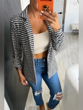 Black & White Houndstooth Open Blazer